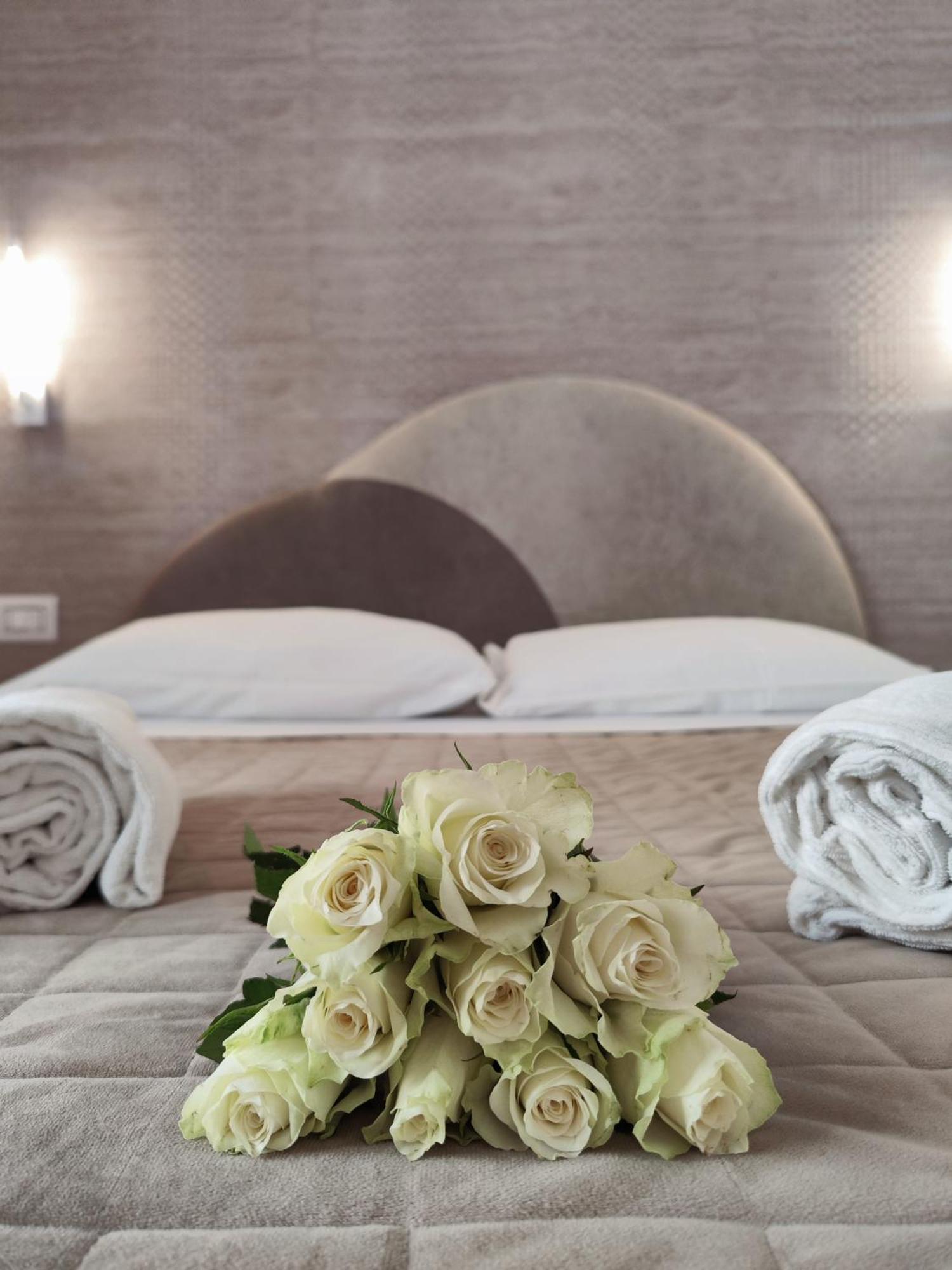 Nashira Rooms ฟลอเรนซ์ ภายนอก รูปภาพ